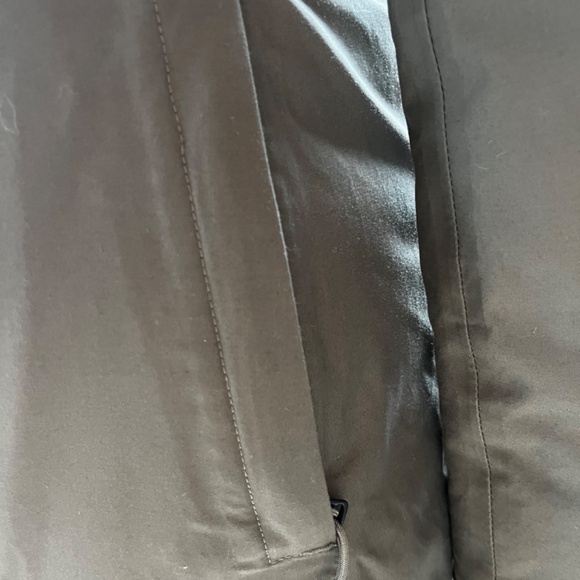 North Face Womens Down Coat - Picture 7 of 9